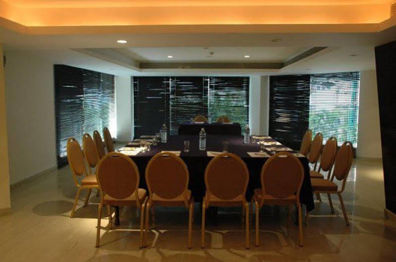 Shravanthi Sarovar Portico Bengaluru Kültér fotó